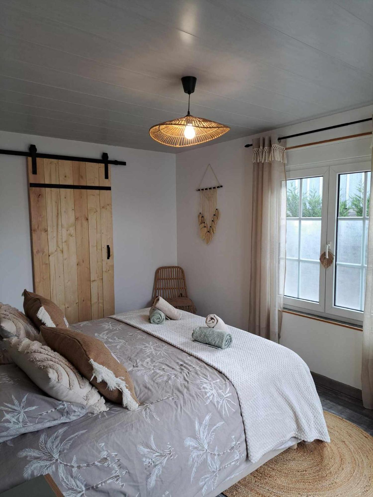 Bed and Breakfast Au Charme D'Antan Ферон Экстерьер фото